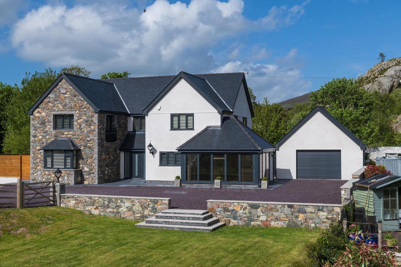 Arlyn, Padarn Lake Viewpoint In Snowdonia Caernarfon Exterior foto