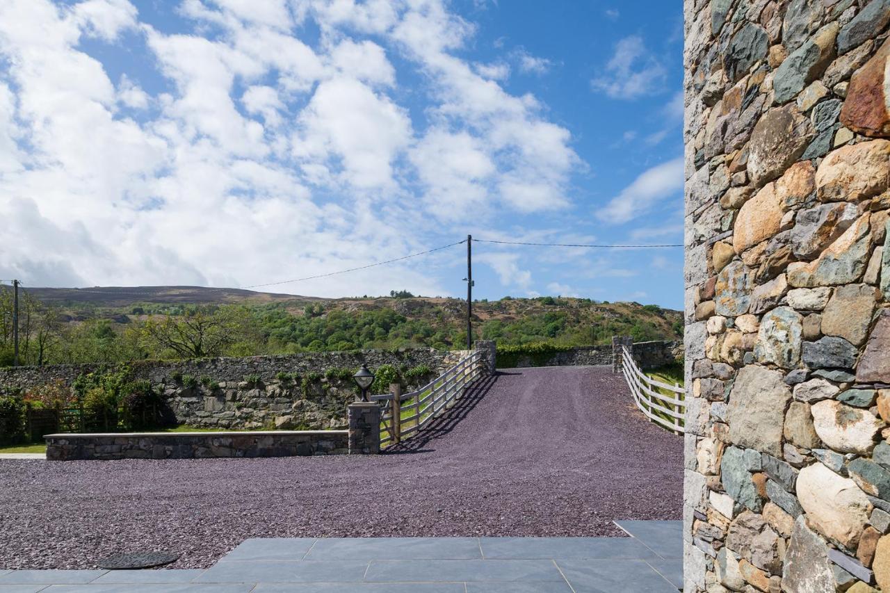 Arlyn, Padarn Lake Viewpoint In Snowdonia Caernarfon Exterior foto